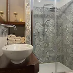 Konukevi Russo 4*